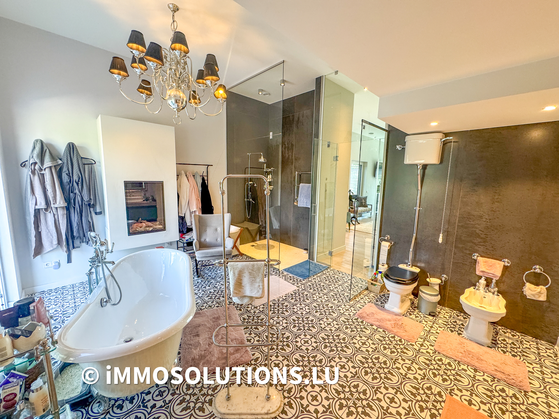 Maison — Hesperange · 636 m² - photo 21